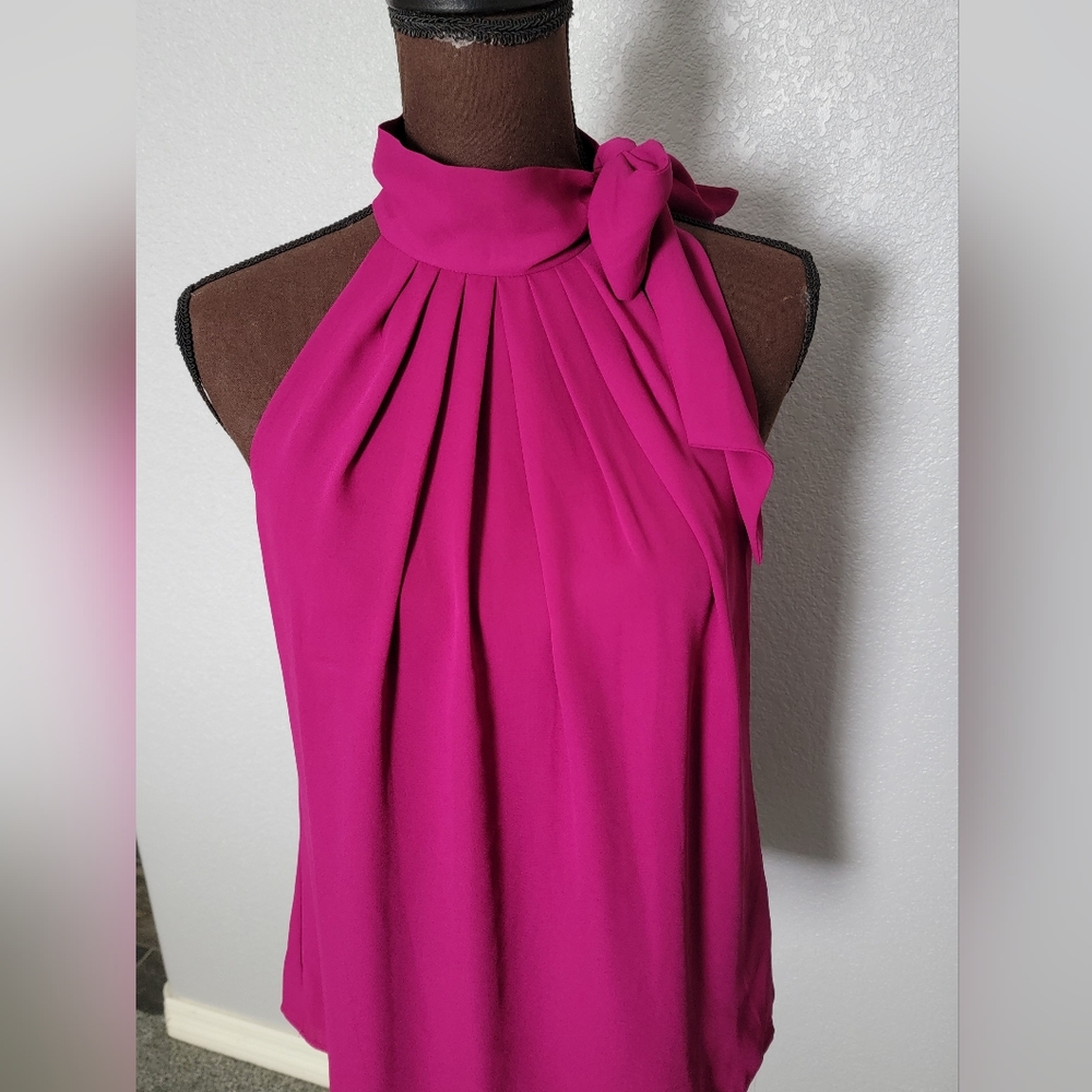 Express Tie Neck Halter